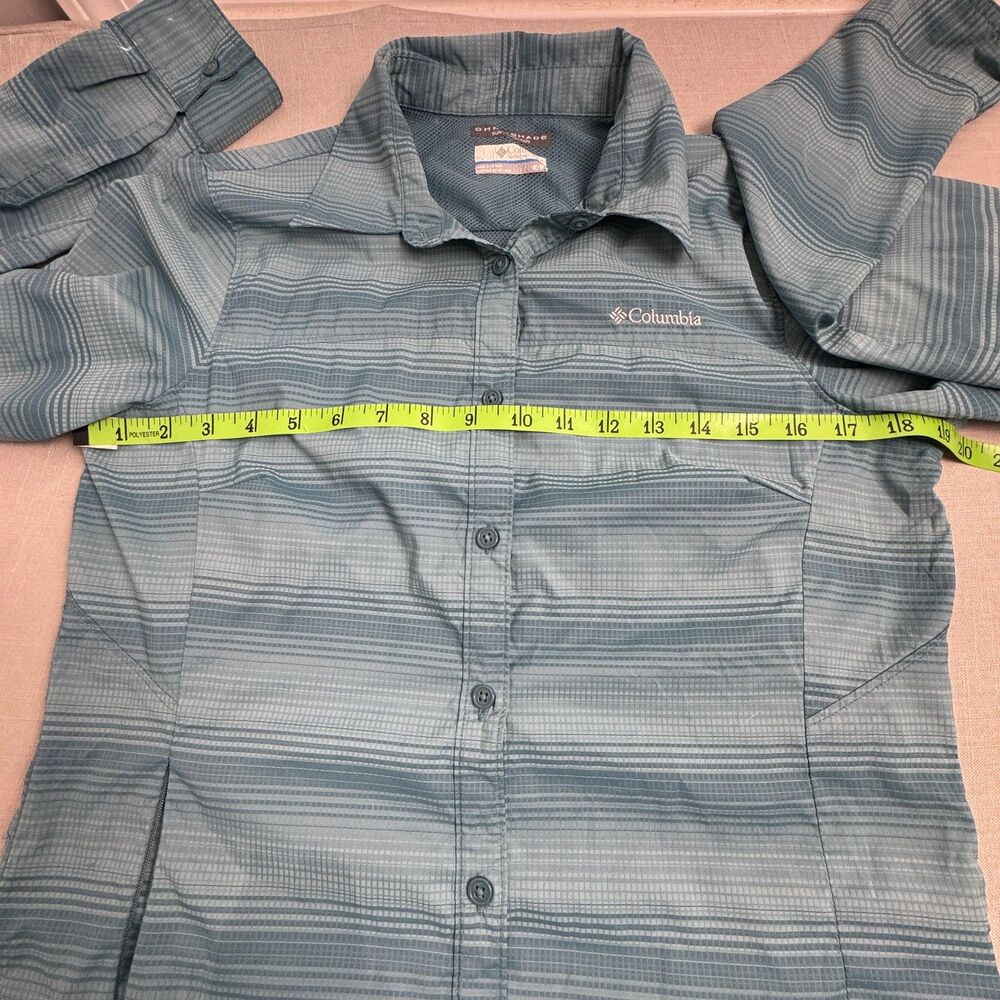 Columbia OmniShade Women’s SZ M Aqua Teal Long Roll-Tab Sleeve Fishing Shirt UPF - Picture 4 of 7